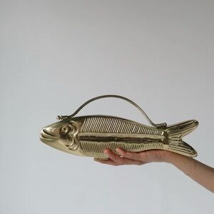 Brass Fish-Shaped Purse: VIN “Gold Fishy” evening bag w terry dust bag, charms ✨